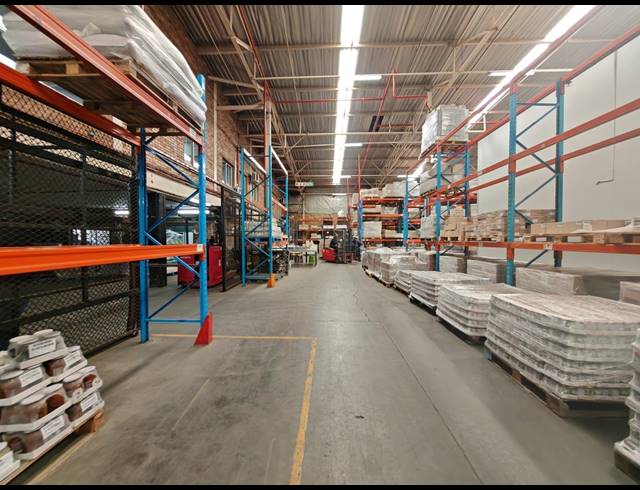 6,490M² WAREHOUSE TO LET IN CITY DEEP